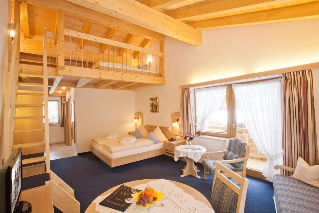 Hotel Landhaus Feldmeier ***S Oberammergau Værelse billede